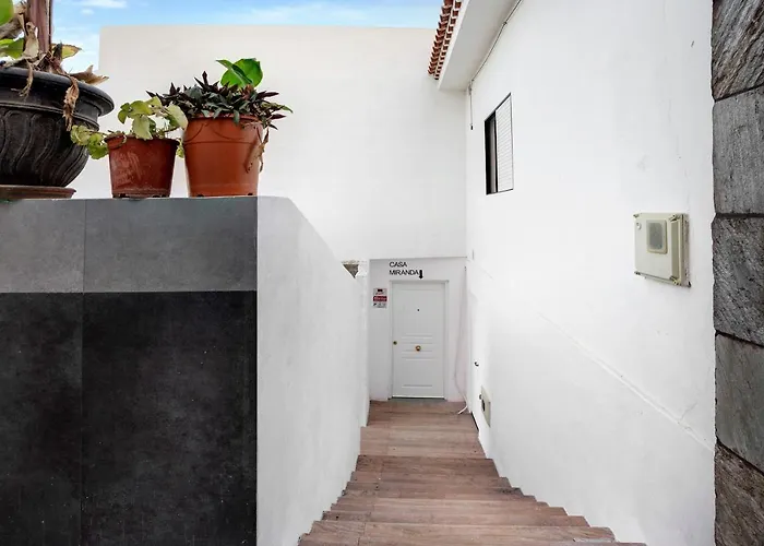 Casa Miranda 1 *